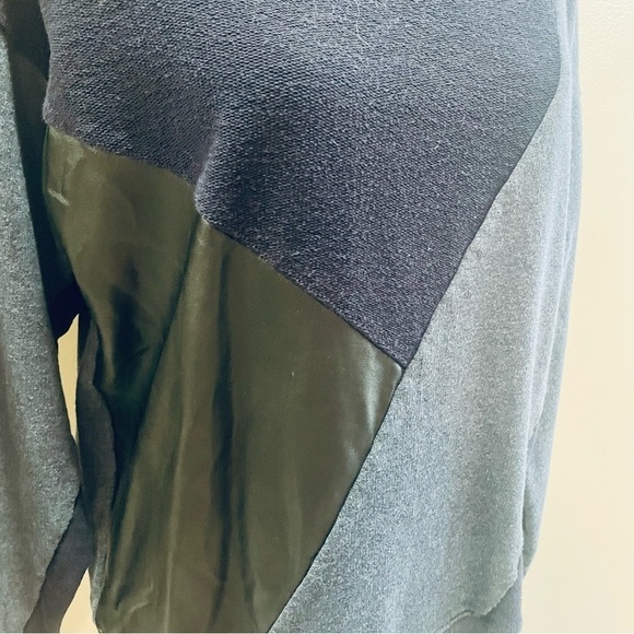 Madewell Blue and Black Faux Leather Colorblock Sweatshirt Medium - Picture 2 of 7